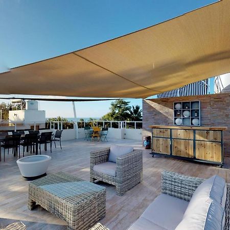 Penthouse - Private Roof Terrace - Sea & Mountain View Apartment Grand Baie Bagian luar foto